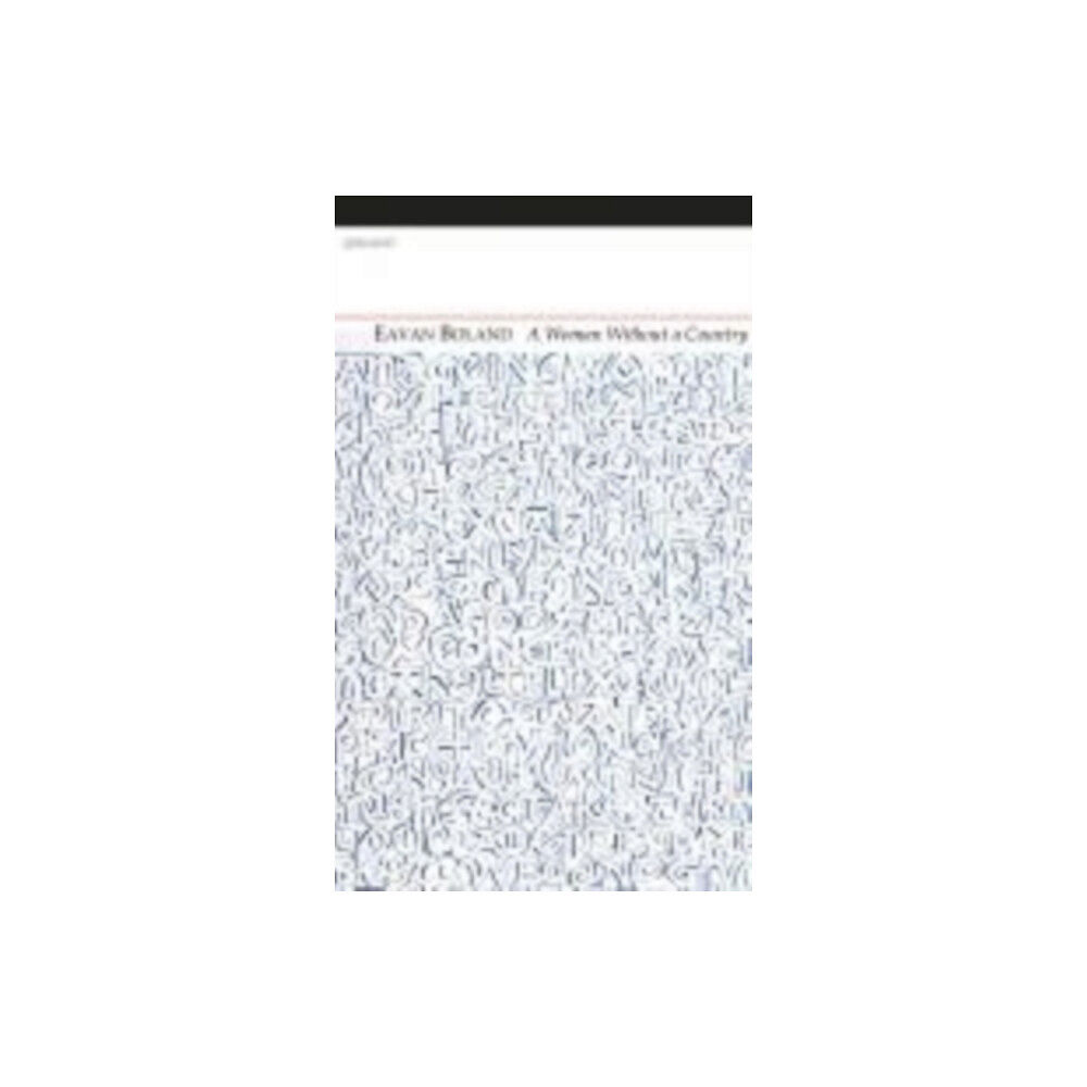 Carcanet Press Ltd A Woman Without a Country (häftad, eng)