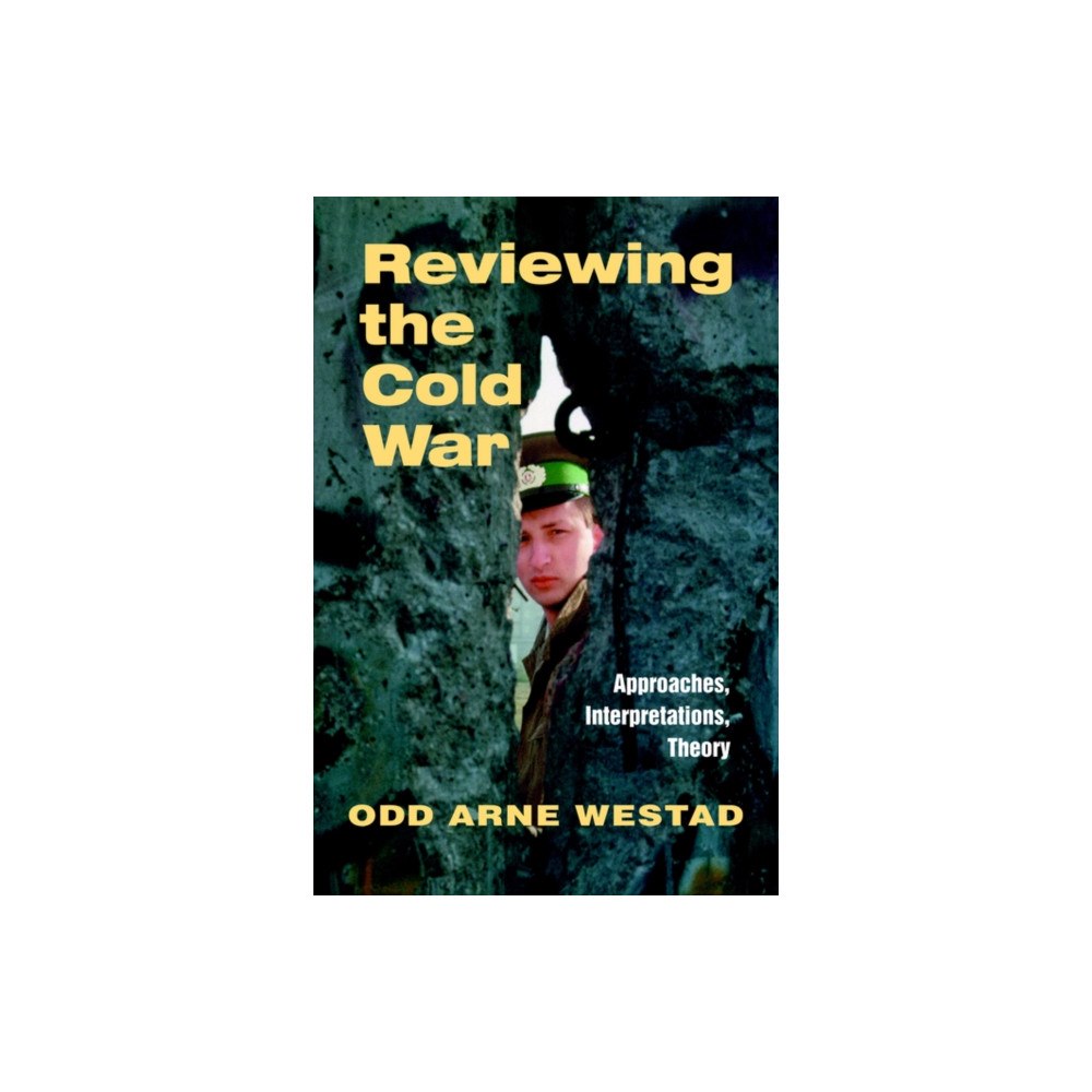 Taylor & francis ltd Reviewing the Cold War (häftad, eng)