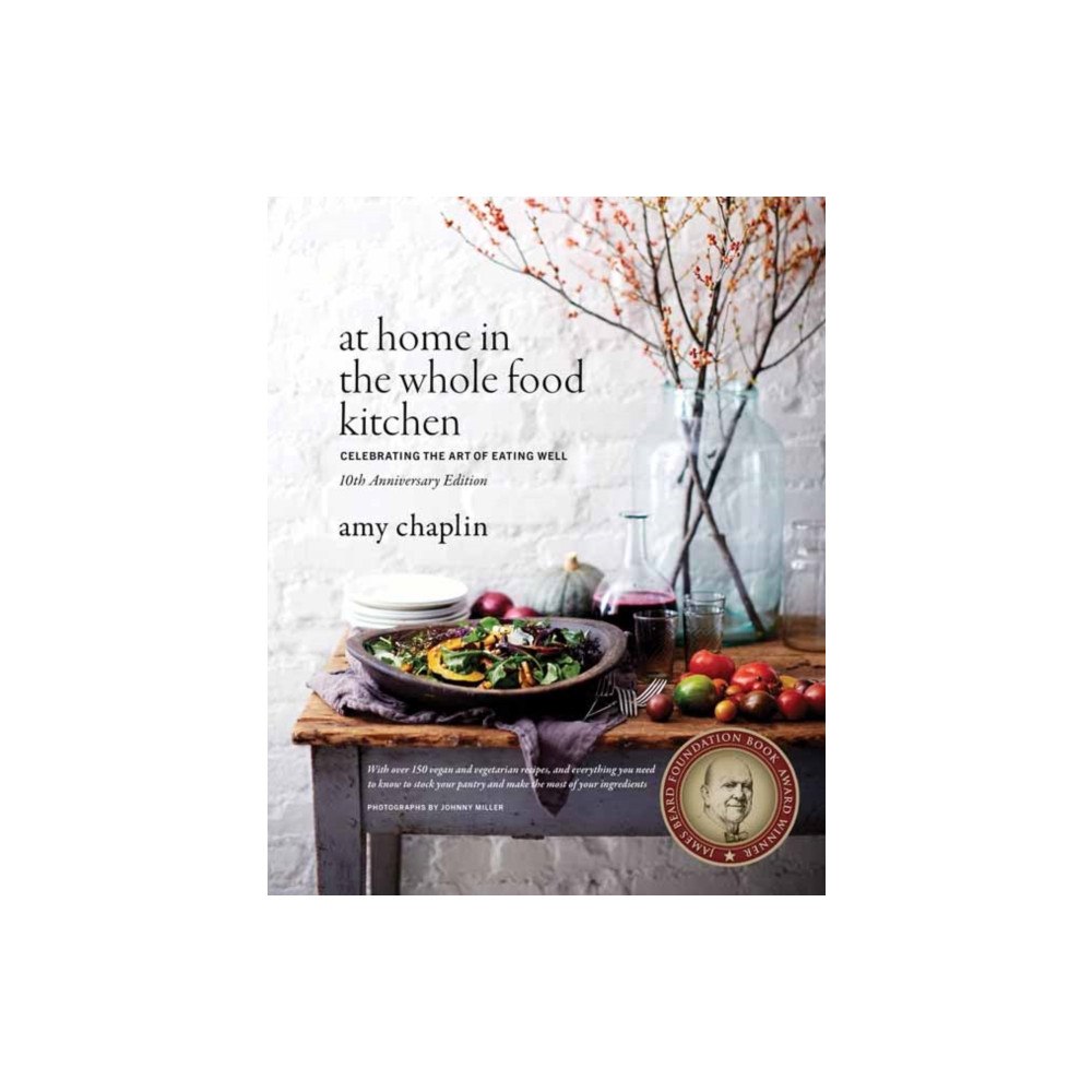 Shambhala Publications Inc At Home in the Whole Food Kitchen (inbunden, eng)