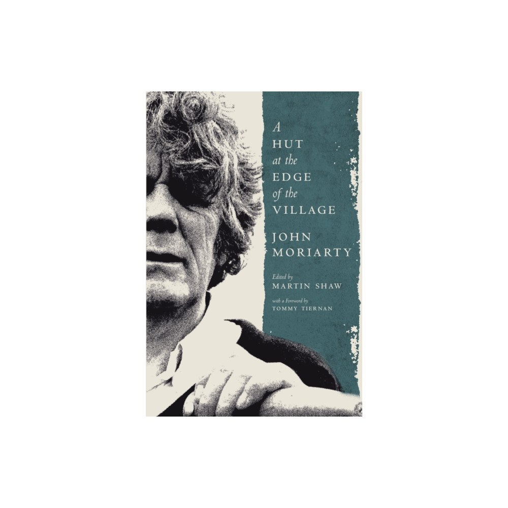 The Lilliput Press Ltd A Hut at the Edge of the Village (häftad, eng)