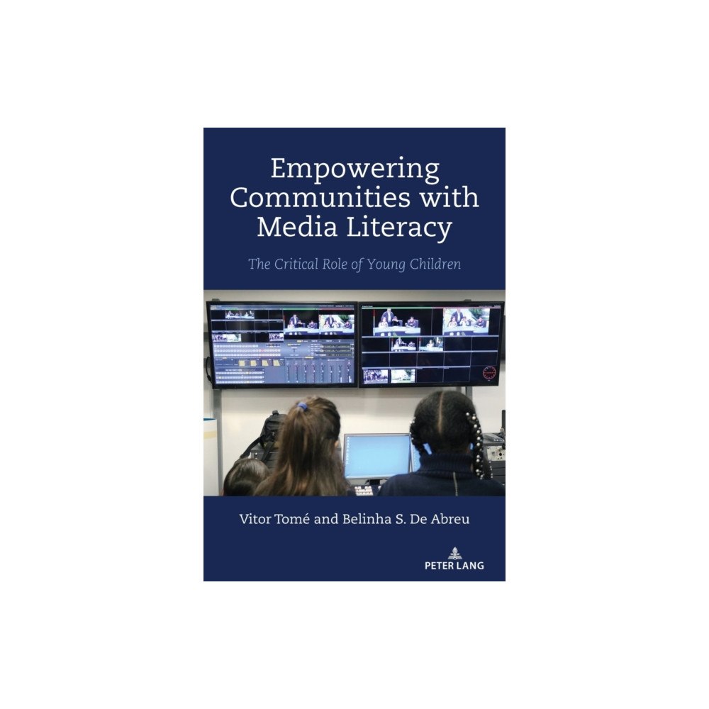 Peter Lang Publishing Inc Empowering Communities with Media Literacy (häftad, eng)