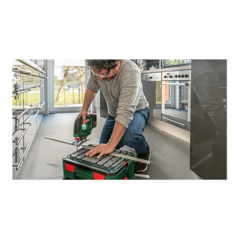 Bosch Bosch UniversaSaw 18V-100 - sticksåg - sladdlös - inget batteri, ingen laddare