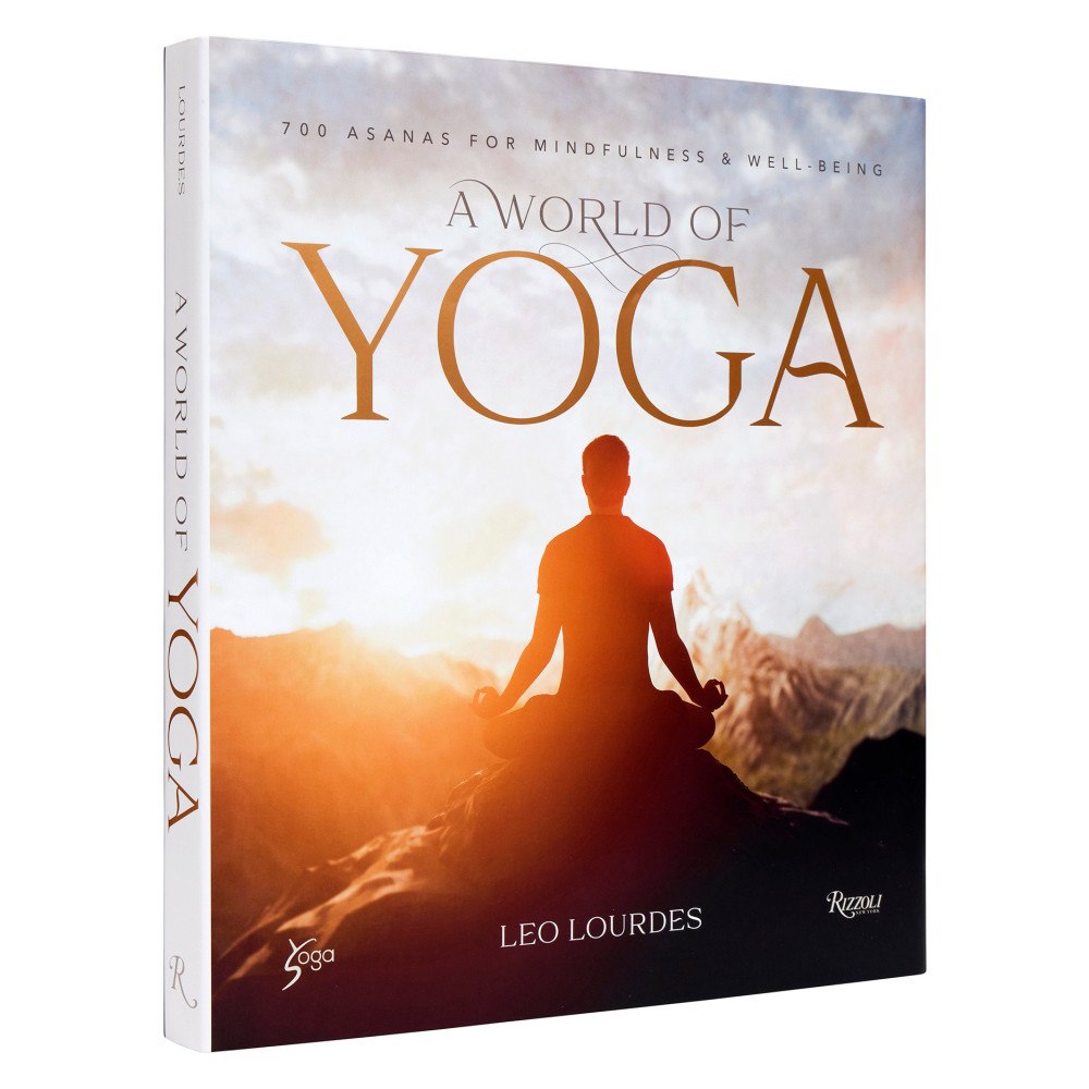 Leo Lourdes A World of Yoga (inbunden, eng)