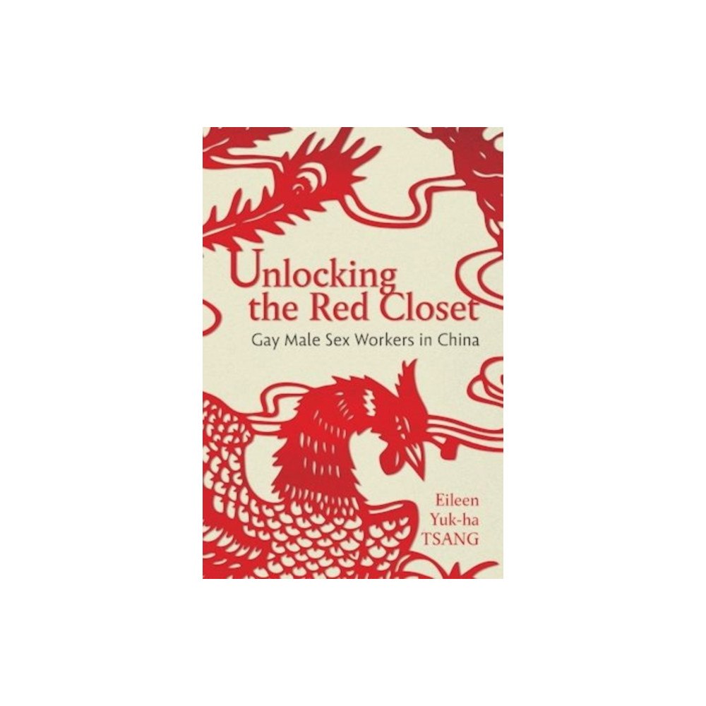 New York University Press Unlocking the Red Closet (häftad, eng)