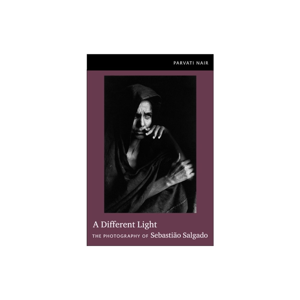 Duke university press A Different Light (häftad, eng)