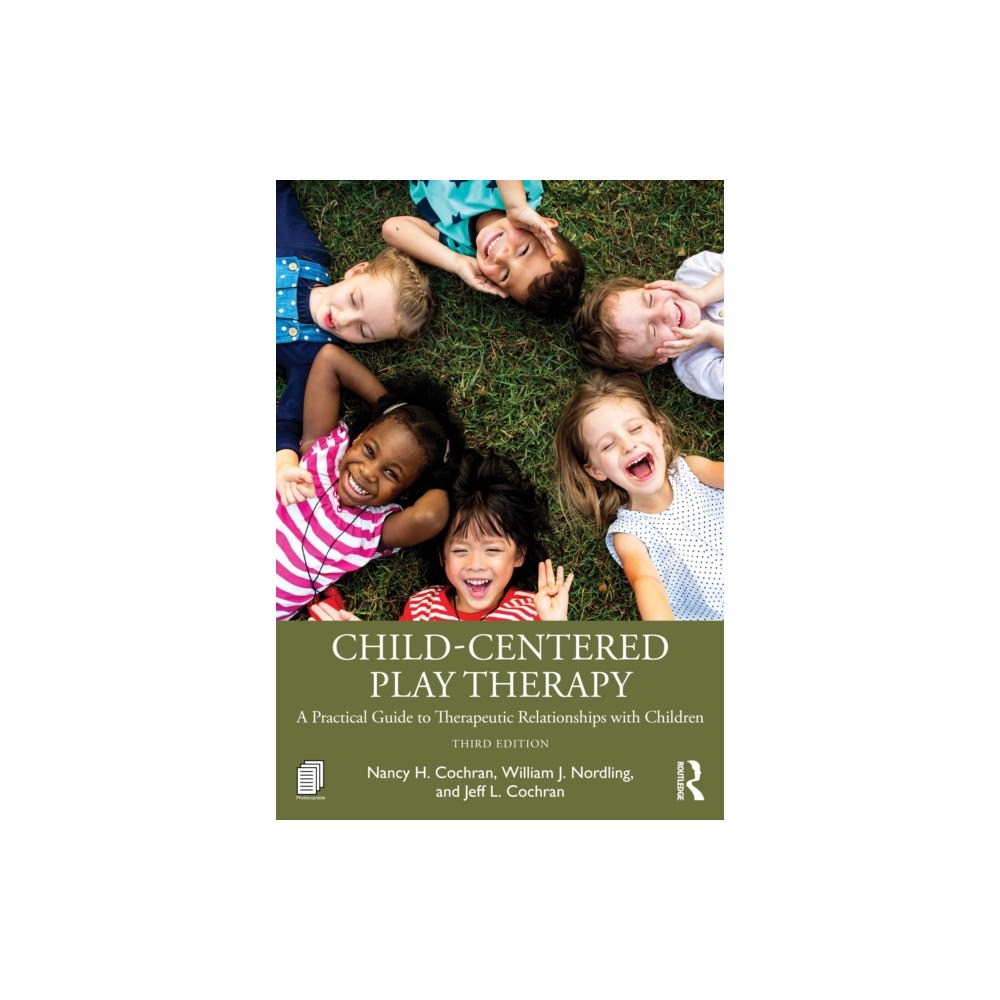 Taylor & francis ltd Child-Centered Play Therapy (häftad, eng)