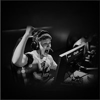 Logitech Logitech G Pro X Superlight datormöss högerhand RF Trådlös Optisk 25600 DPI