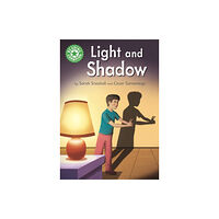 Hachette Children's Group Reading Champion: Light and Shadow (inbunden, eng)