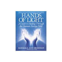 Random House USA Inc Hands of Light (häftad, eng)