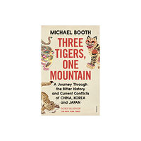 Vintage Publishing Three Tigers, One Mountain (häftad, eng)