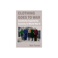 Intellect Clothing Goes to War (häftad, eng)