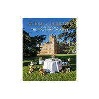 Cornerstone At Home at Highclere (häftad, eng)