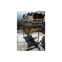 Taylor & francis inc Curating Under Pressure (häftad, eng)