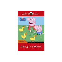 Penguin Random House Children's UK Ladybird Readers Level 2 - Peppa Pig - Going on a Picnic (ELT Graded Reader) (häftad, eng)