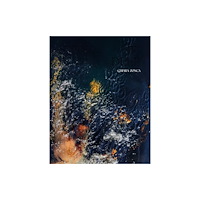 New Heroes & Pioneers Saved by a deer (inbunden, eng)