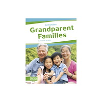 North Star Editions Grandparent Families (häftad, eng)
