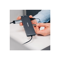 VERBATIM Verbatim CMH 13 - hubb - 13 portar