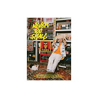 Never Too Small Never Too Small (häftad, eng)