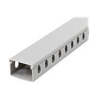 StarTech.com StarTech.com Kabelhanteringsbana med öppen kortplats med hölje, 38mm B x 25mmH - 2m L-8mm kortplatser, PVC-nätverkskabel...
